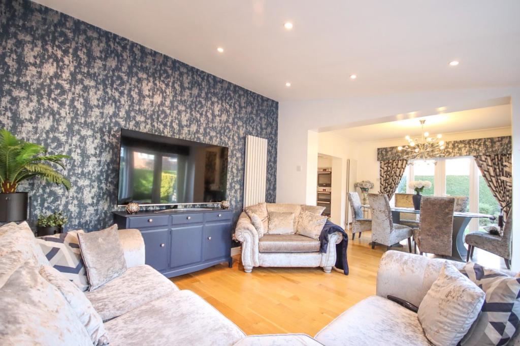 4 bedroom detached house for sale in Rydal Way, Redmarshall, Stockton