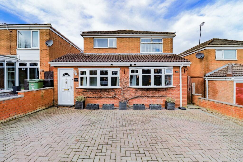 3 bedroom detached house for sale in Wasdale Grove, Sheraton Park