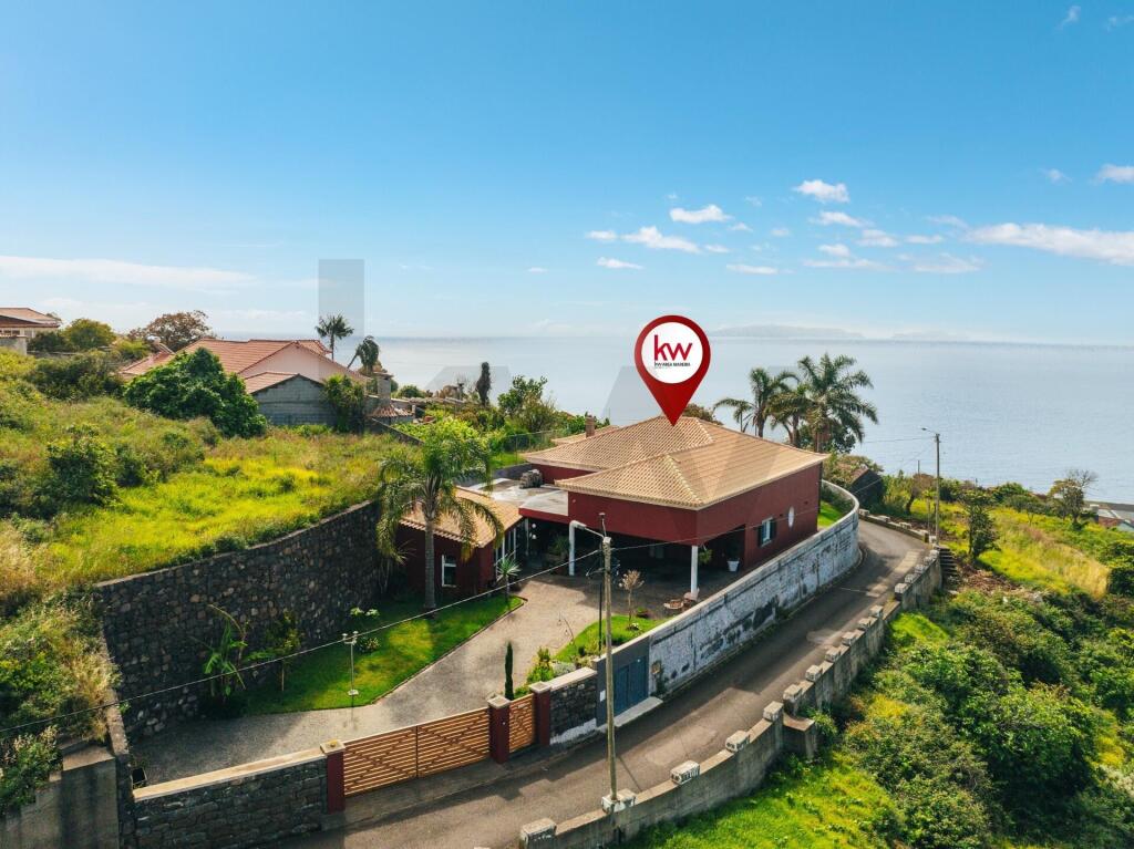 Main image of property: Madeira, Santa Cruz