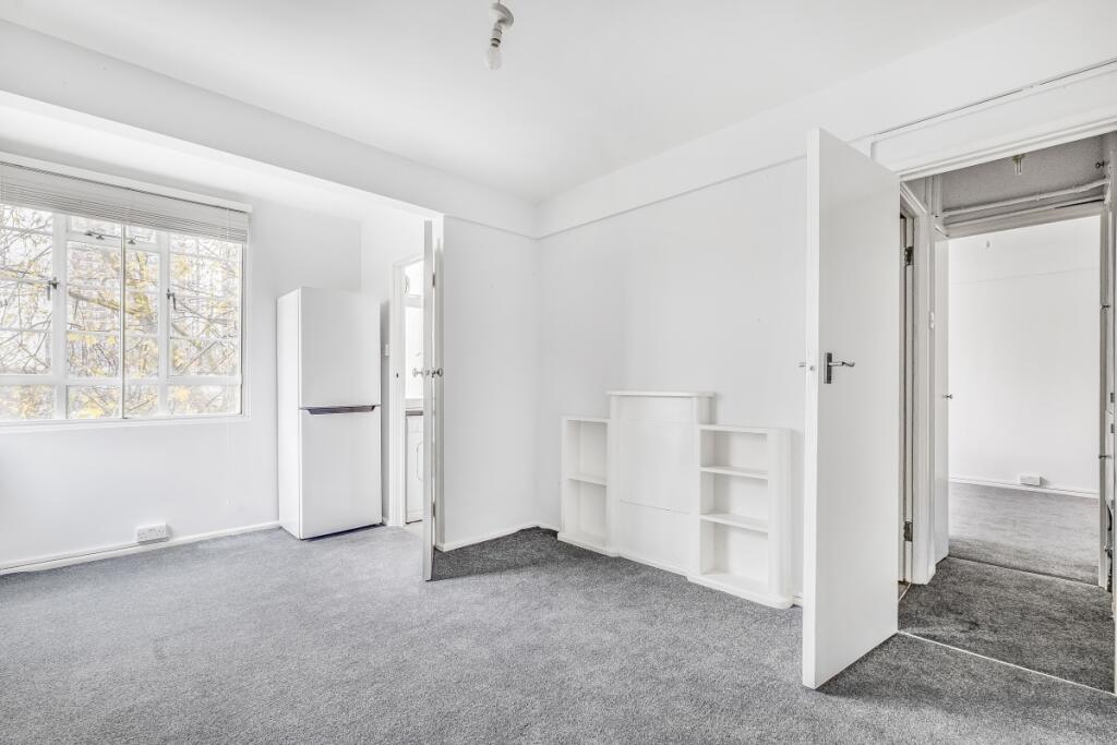 Main image of property: Shepherds Bush Green, London, W12