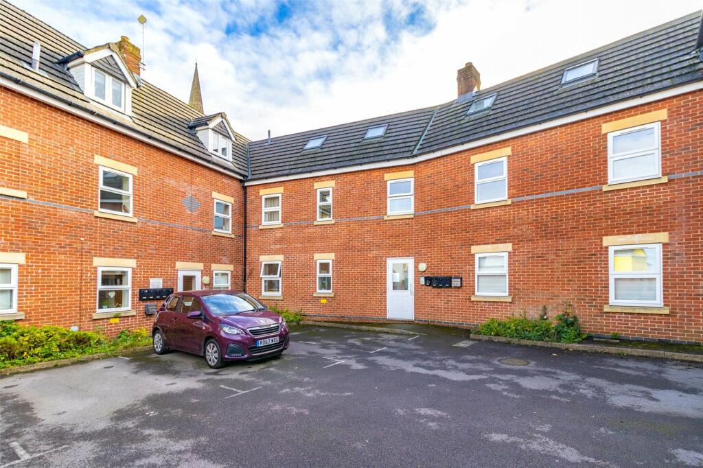 1 bedroom apartment for sale in Vicarage View, Old Town, Swindon, Wiltshire, SN1