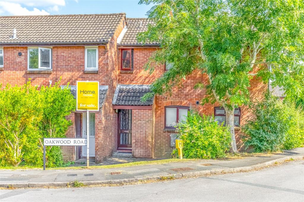 1 bedroom for sale in Oakwood Road, Eastleaze, West Swindon