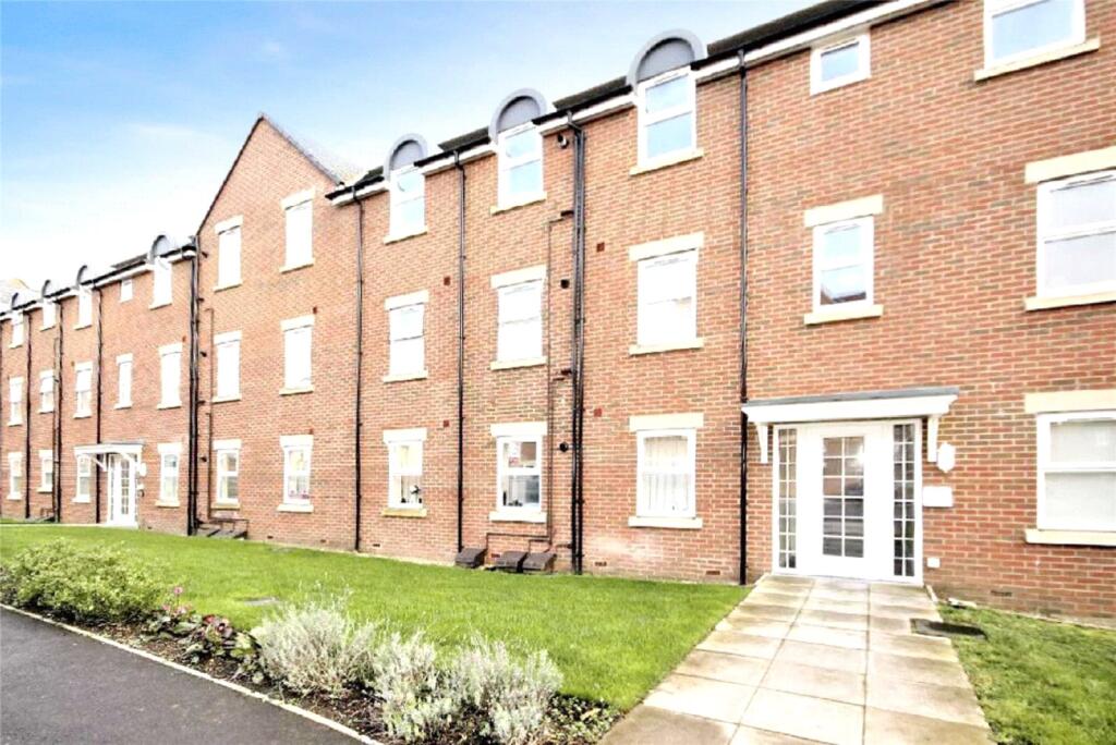Main image of property: Cloatley Crescent, Royal Wootton Bassett, Wiltshire, SN4