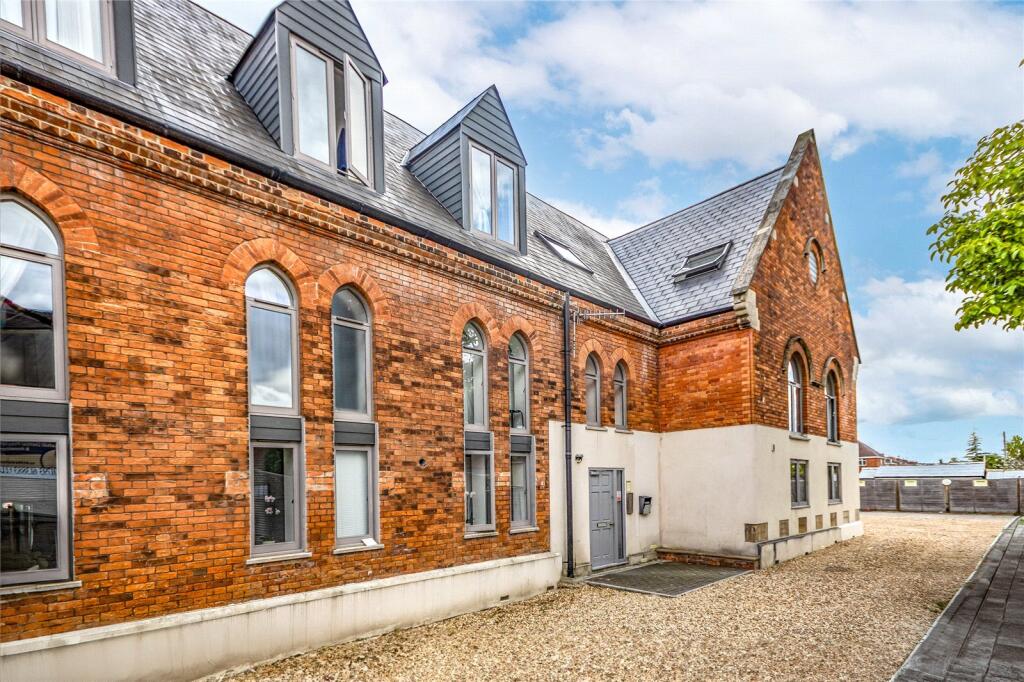 Main image of property: St Pauls Court, Cricklade Road, Swindon, Wiltshire, SN2