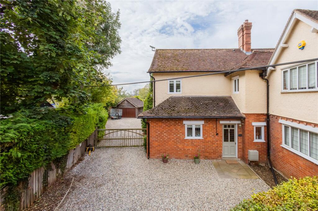 Main image of property: South Lodge, The Avenue, Stanton Fitzwarren, Swindon, SN6