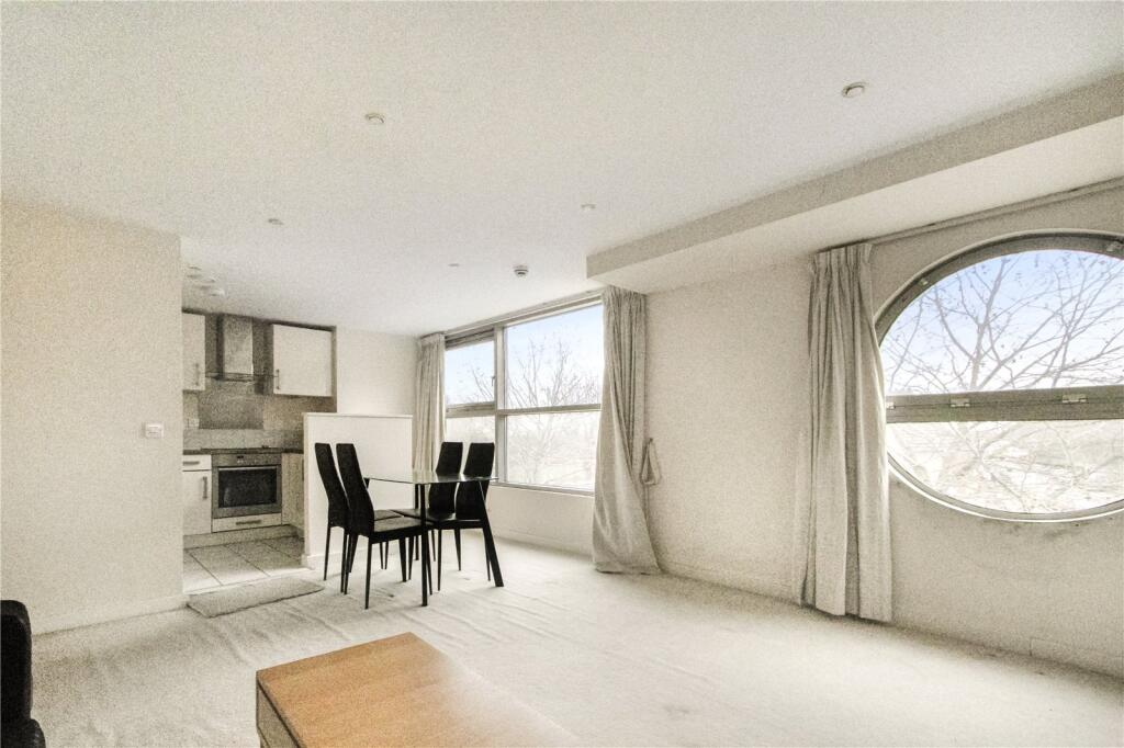 Main image of property: The Paramount, Beckhampton Street, Swindon, Wiltshire, SN1