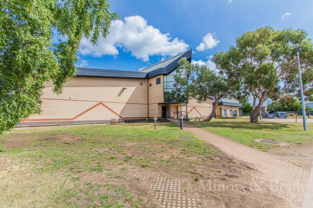 Commercial property for rent in Bowthorpe Employment Area, Norwich, NR5