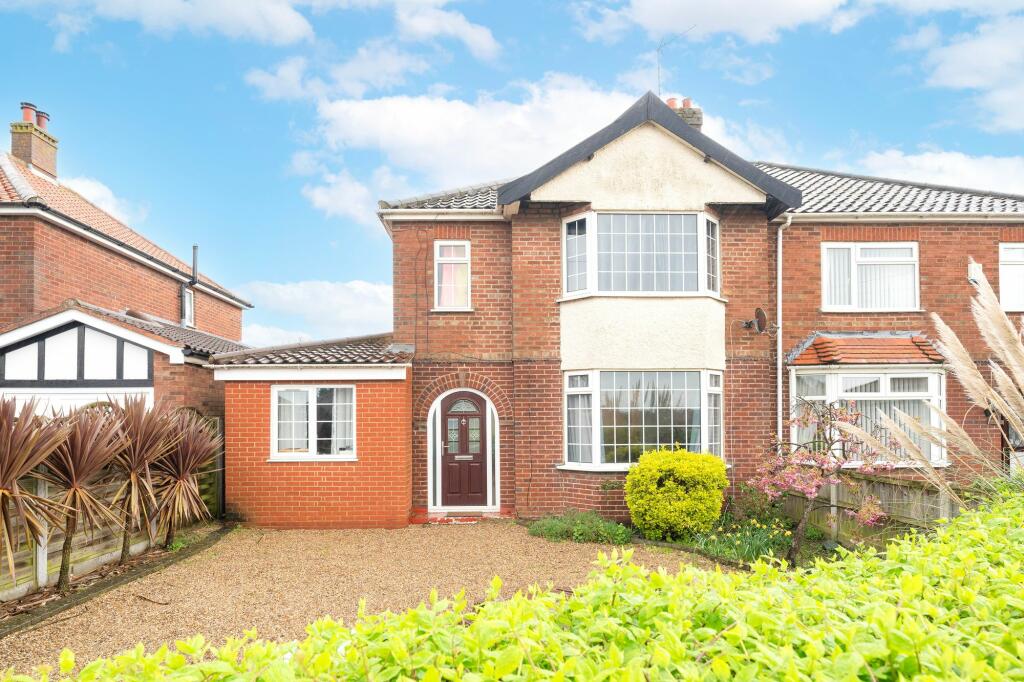 4 bedroom semidetached house for rent in Reepham Road, Norwich, NR6