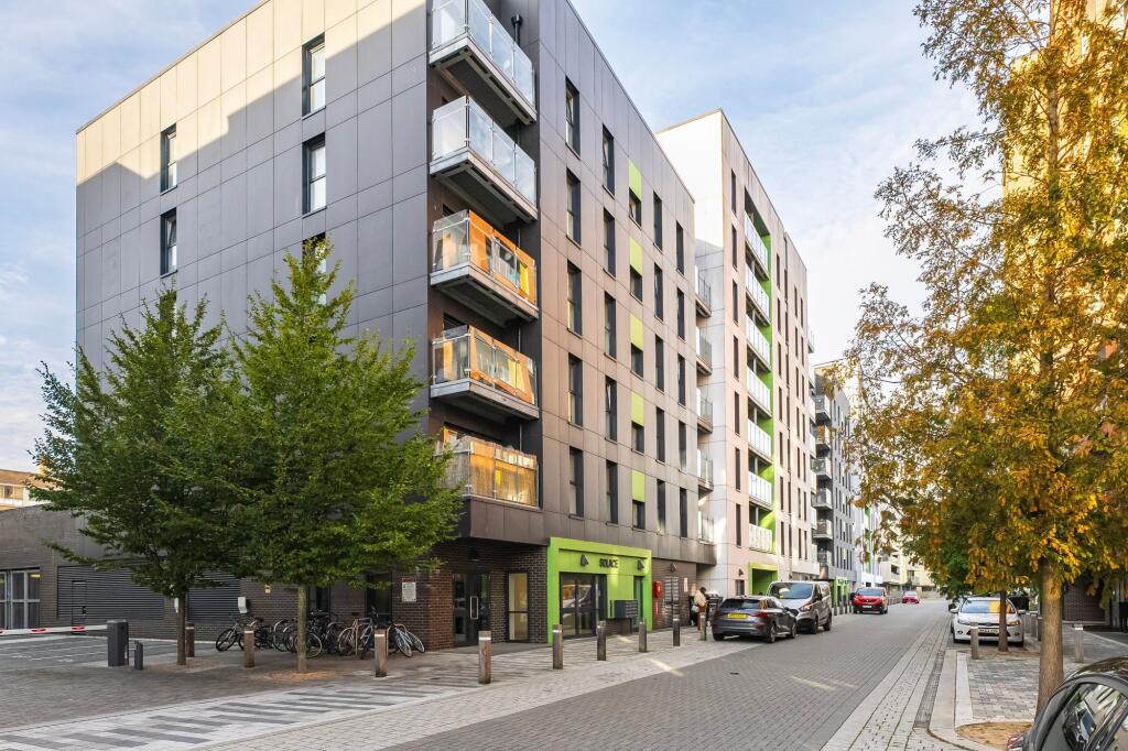 2 bedroom flat