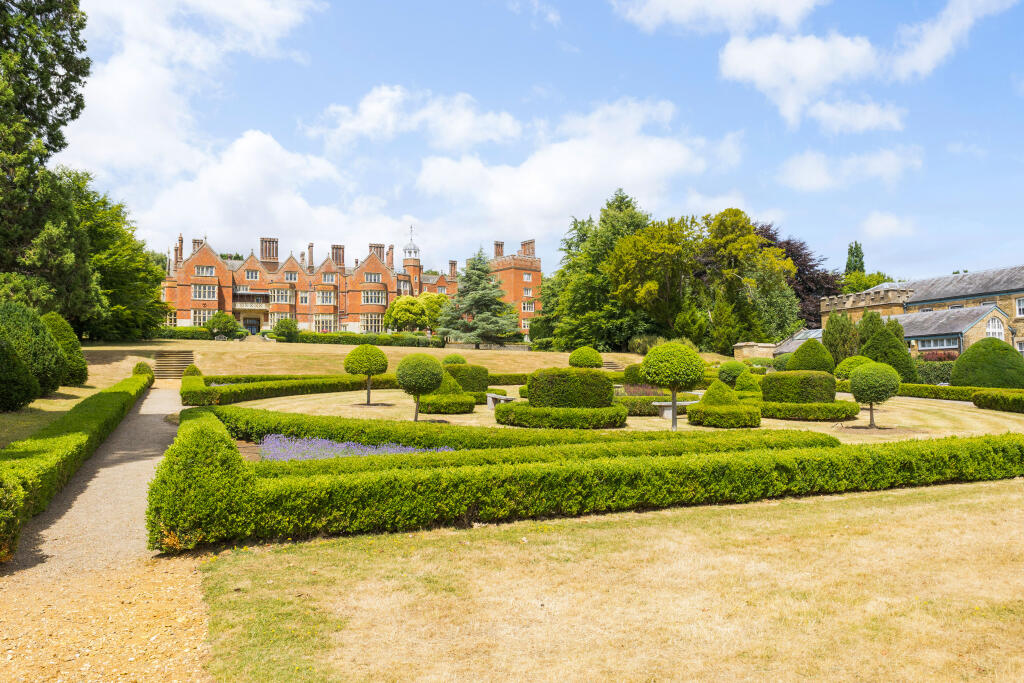 Main image of property: Goldings, Hertford, SG14