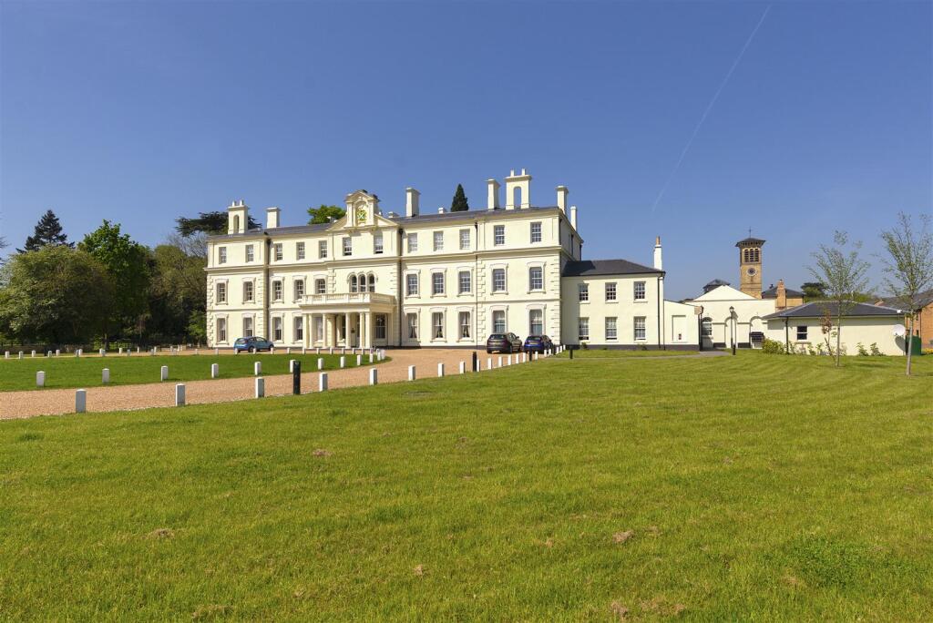 Main image of property: Wills Crescent, West Malling