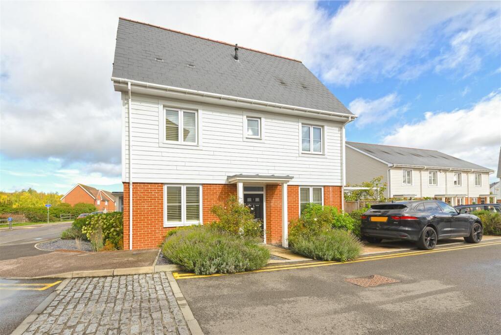 Main image of property: Primrose Close, Holborough Lakes