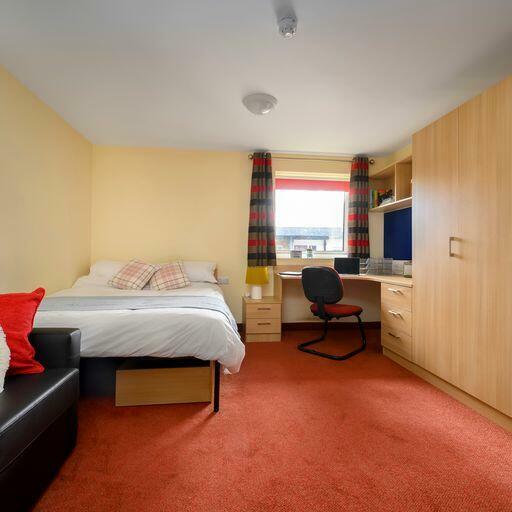 Additional property image - Cadnam Hall Post Grad ensuite student rooms, discounts available, Harborne, Birmingham