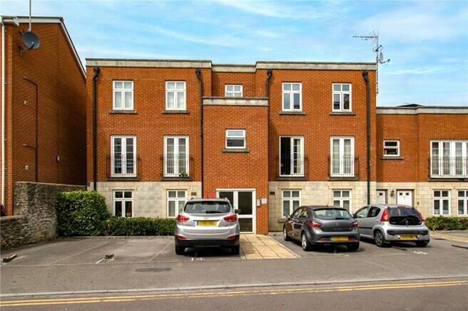 2 bedroom apartment for sale in Bradford Road, Old Town, Swindon, Wiltshire, SN1