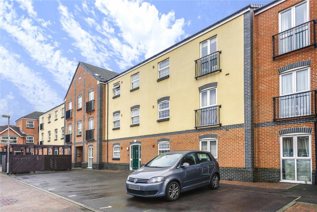 3 bedroom apartment for sale in St Austell Way, Churchward, Swindon, Wiltshire, SN2