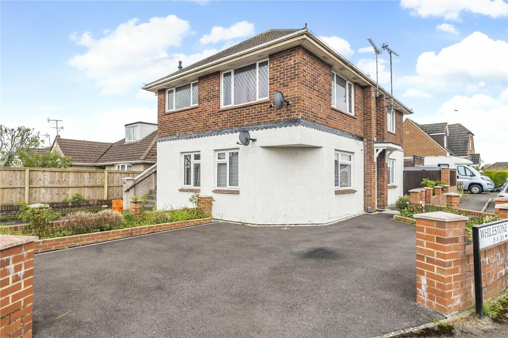 3 bedroom apartment for sale in Whilestone Way, Coleview, Swindon