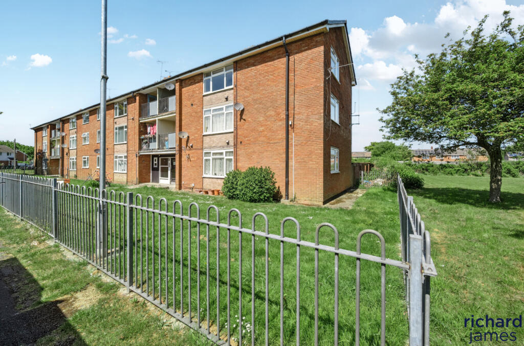 Main image of property: Welcombe Avenue, Swindon, SN3 2QL