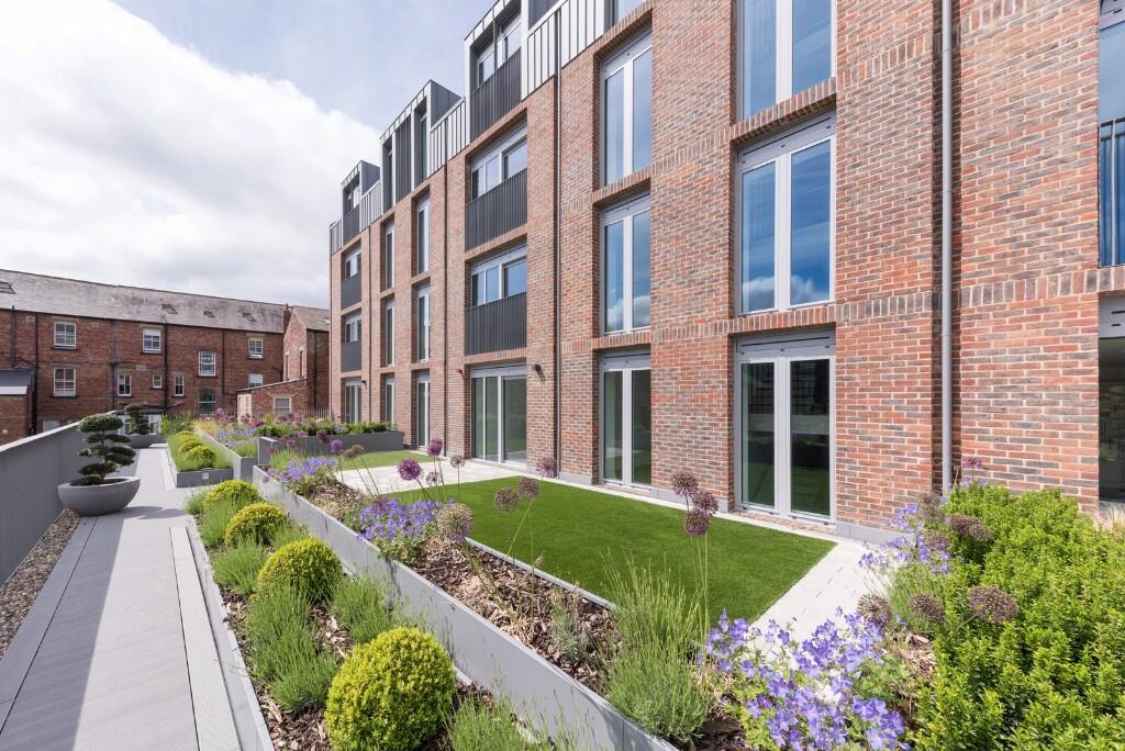 Main image of property: Eskdale Terrace, Newcastle Upon Tyne, NE2