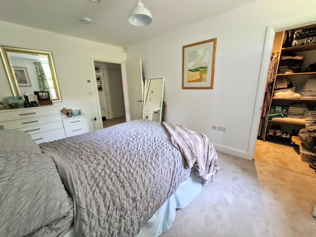 1 bedroom retirement property for sale in 15 Holmwood,The Rise