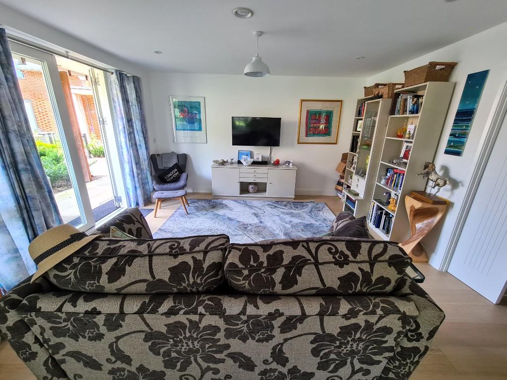 1 bedroom retirement property for sale in 15 Holmwood,The Rise