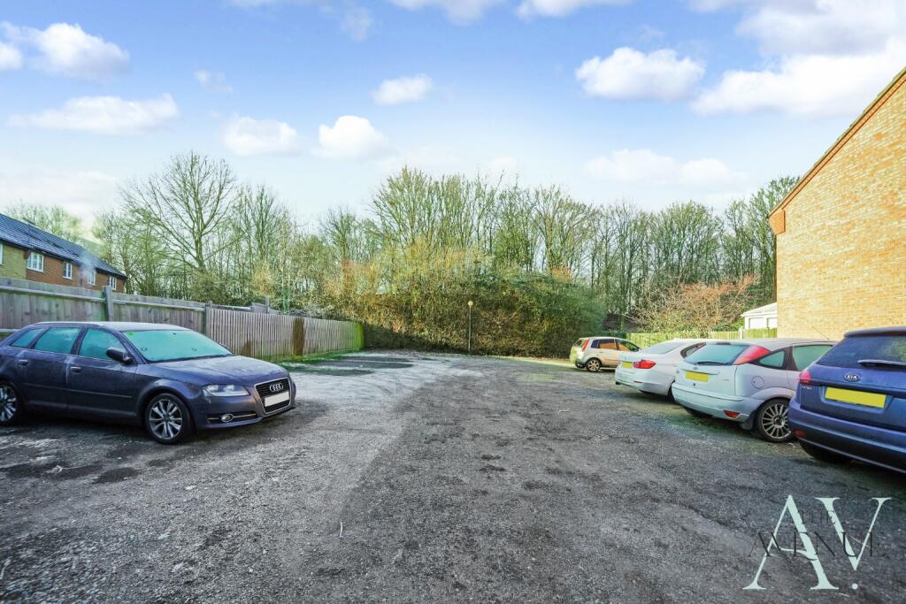 Additional property image - Stanstrete Field, Great Notley, Braintree, Essex, CM77