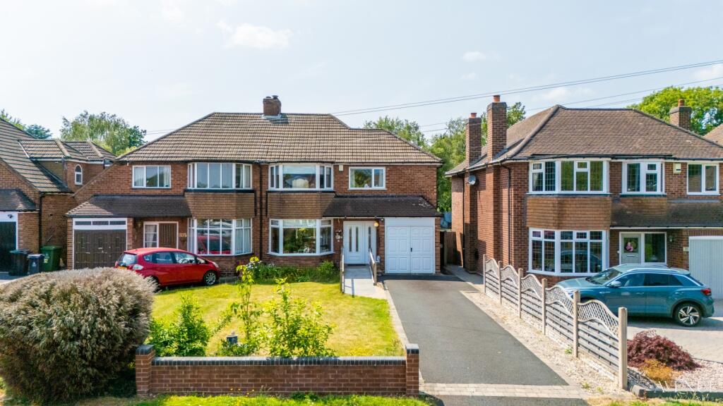 Main image of property: Thorney Road, Streetly, Sutton Coldfield, West Midlands, B74 3HT
