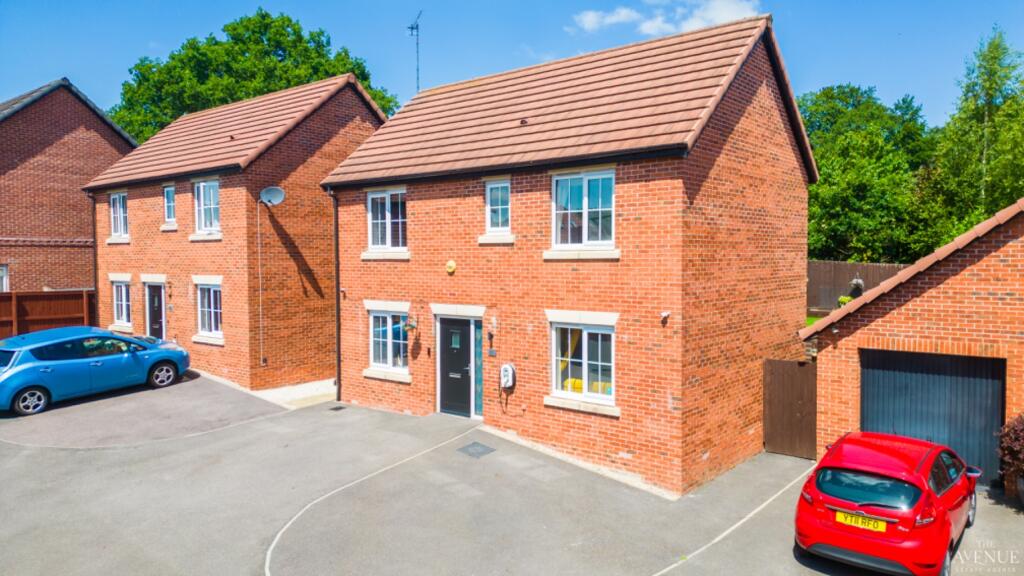 Main image of property: Parkwood Close, Alfreton, Derbyshire, DE55