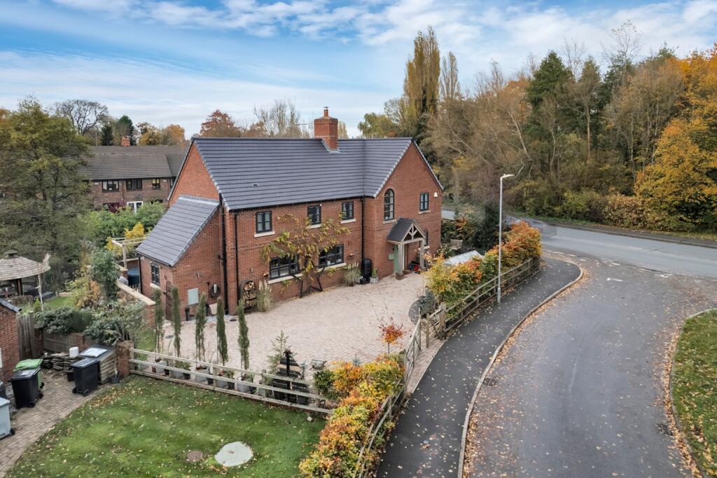 Main image of property: London Road, Holmes Chapel, Crewe, Cheshire, CW4 8AY