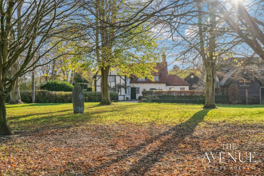 Main image of property: The Green South, Warborough, Oxfordshire