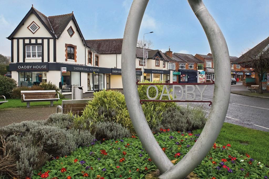 3 Bedroom Semi Detached House For Sale In Gartree Road Oadby Le2 4fs Le2