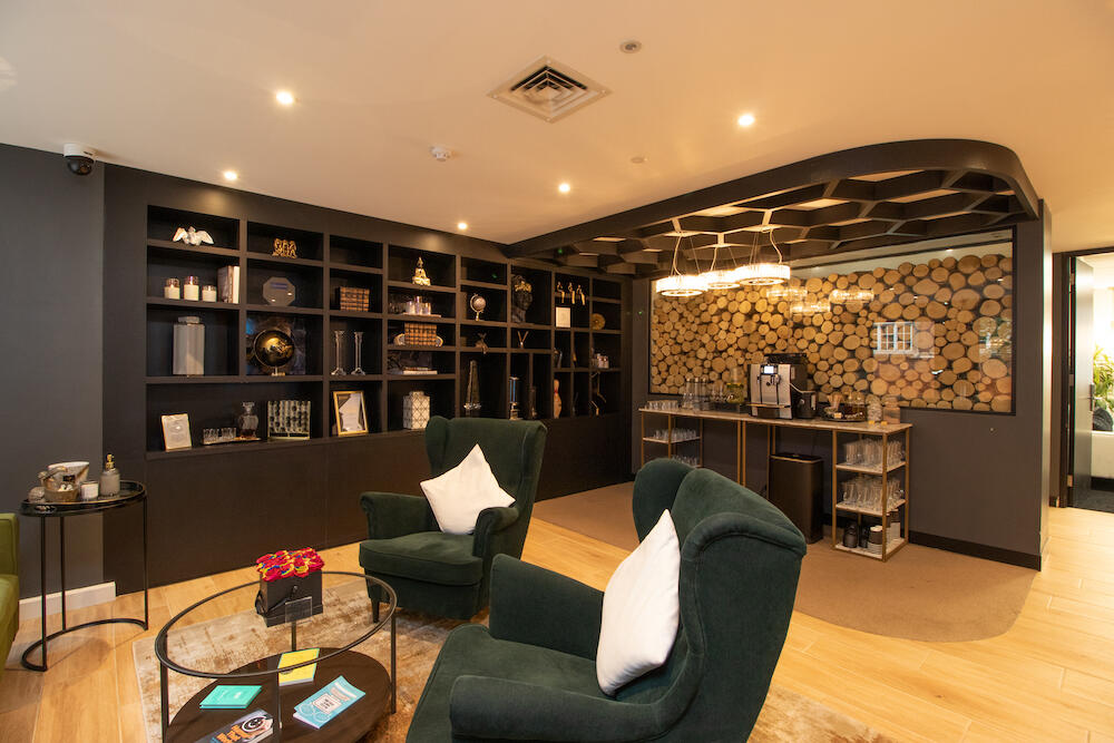 Main image of property: 5 Jewry Street, London