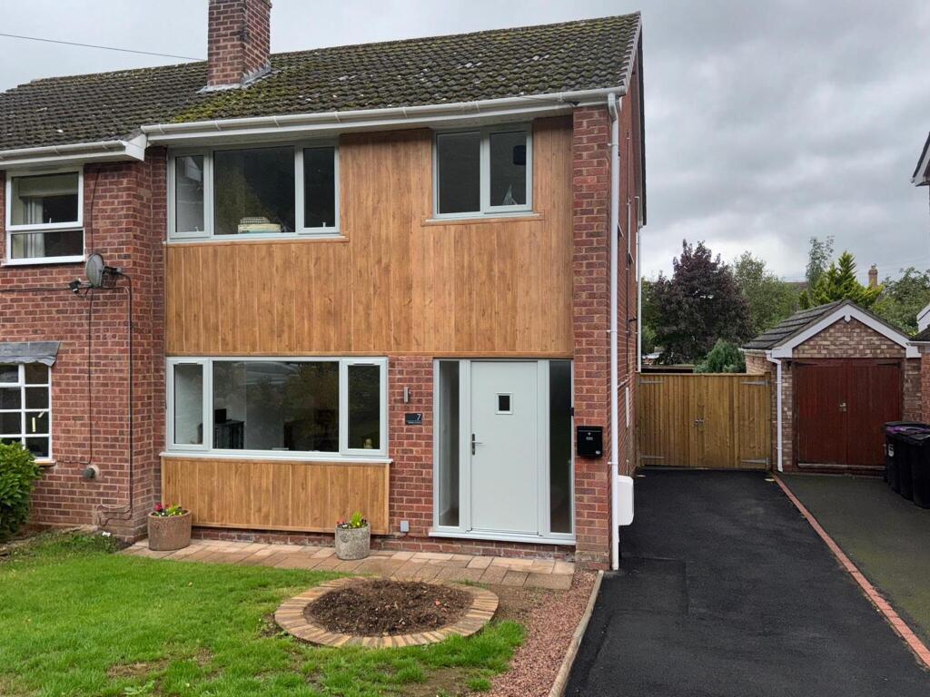Main image of property: HILLSIDE AVENUE, BRIDGENORTH, WV15 6BS