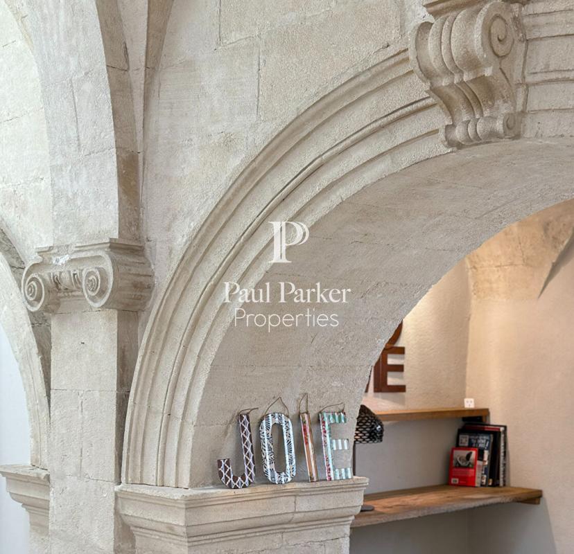 Main image of property: Provence-Alpes-Cote d'Azur, Bouches-du-Rhône, Saint-Rémy-de-Provence