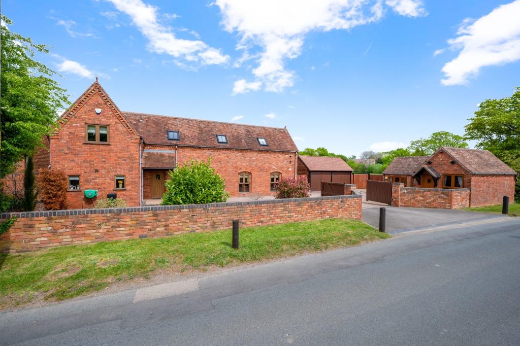 4 bedroom barn conversion for sale in birchy barns, leasowes lane, shirley, solihull, b90