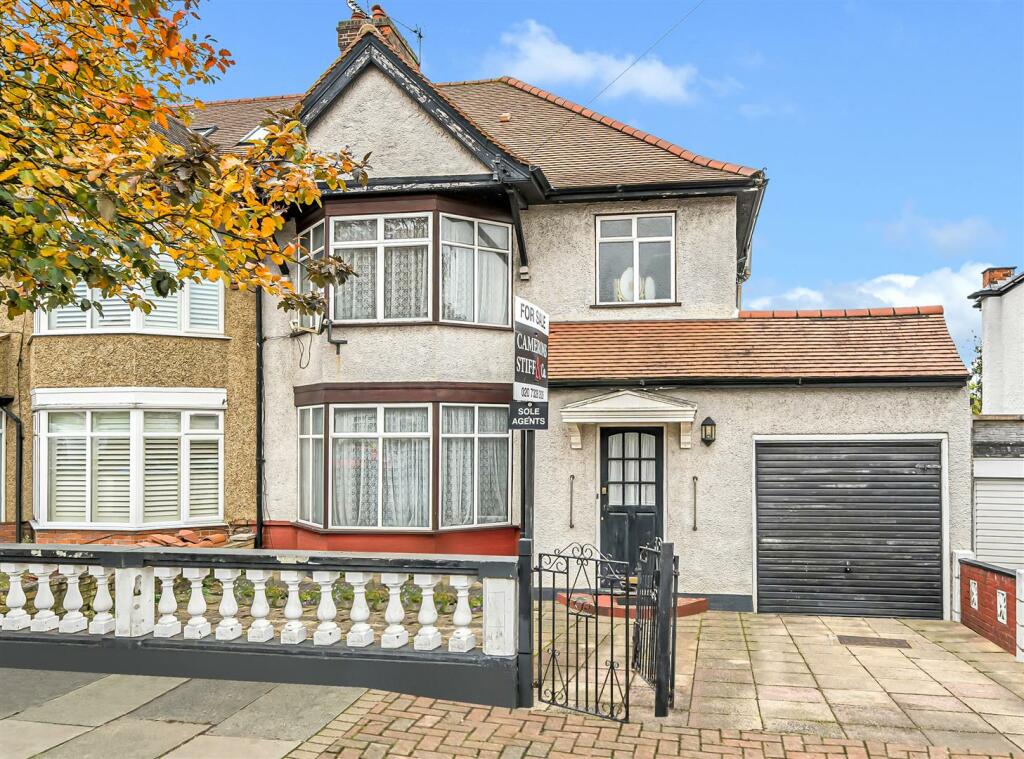 3 bedroom semidetached house for sale in Peter Avenue, London, NW10