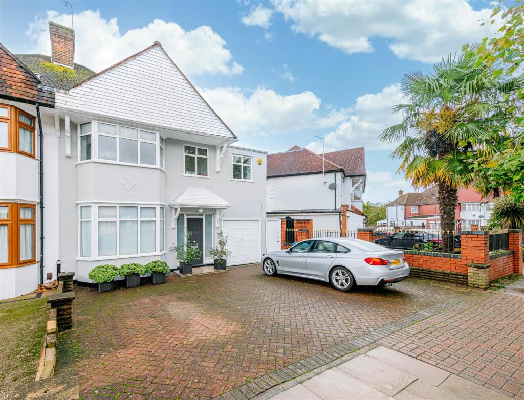 Main image of property: Chamberlayne Road, London, NW10