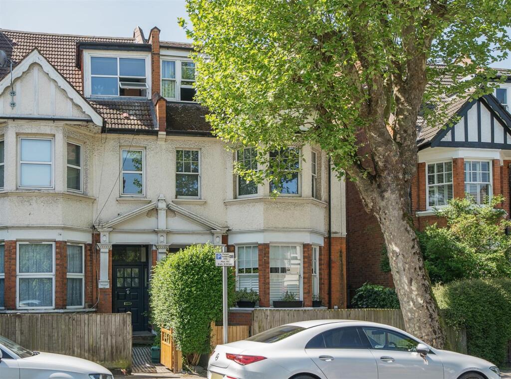 Main image of property: Brondesbury Park, London, NW2