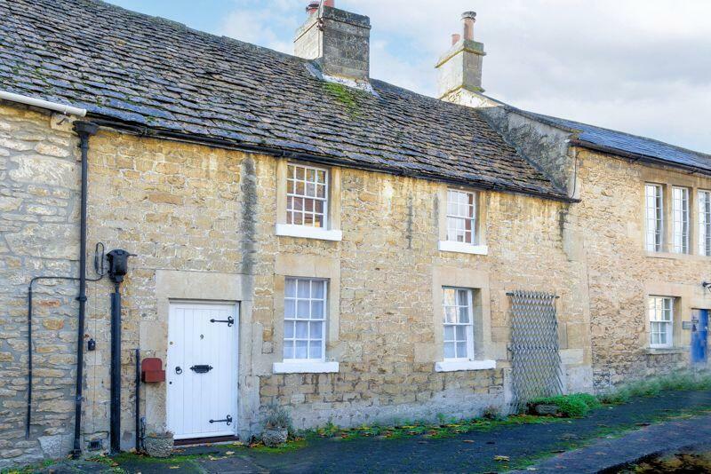 2 bedroom cottage for sale in Winsley Road, BradfordOnAvon, Wiltshire