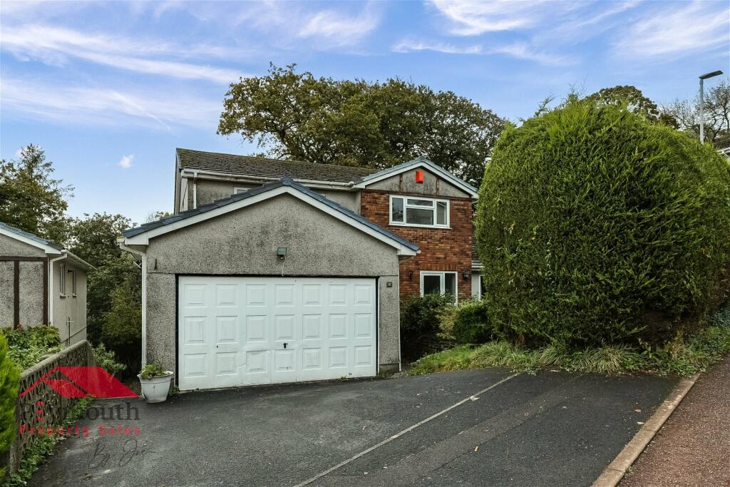 5 bedroom detached house for sale in Looseleigh Park, Derriford