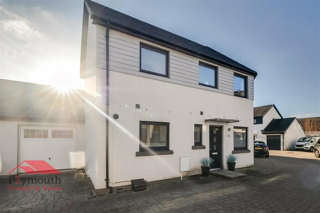 3 bedroom semidetached house for sale in Whatley Mews, Plymouth, PL9