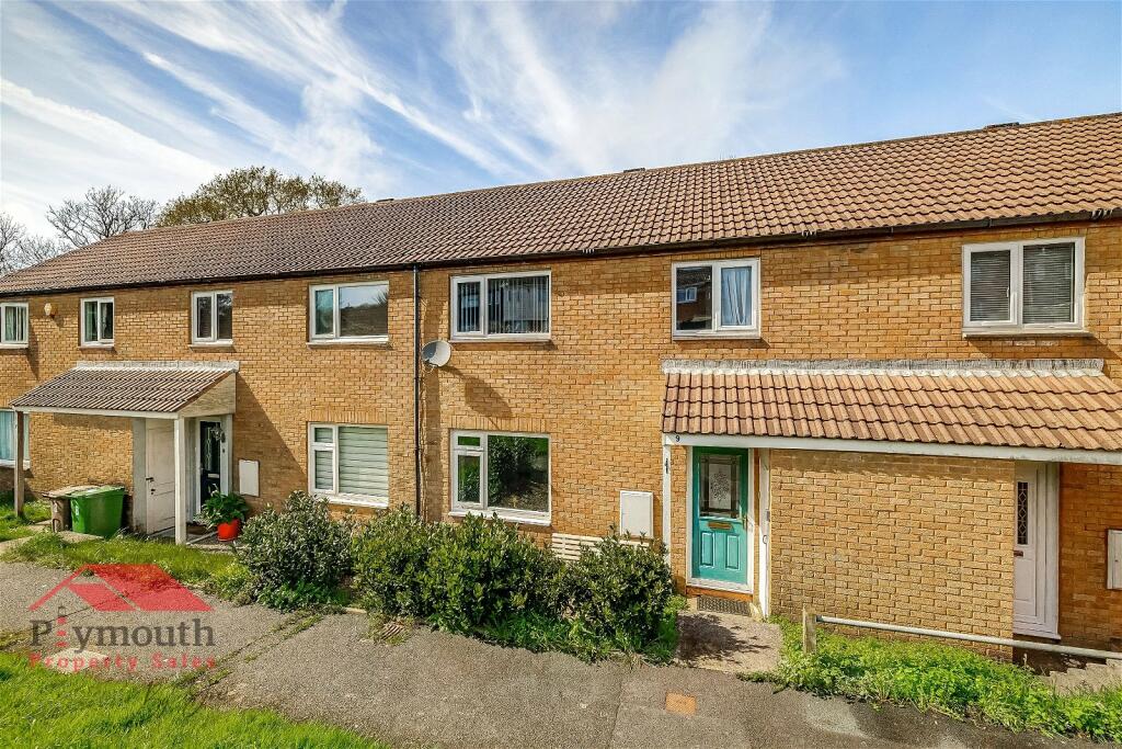 3 bedroom terraced house for sale in Winnow Close, Plymouth, PL9 9RZ, PL9
