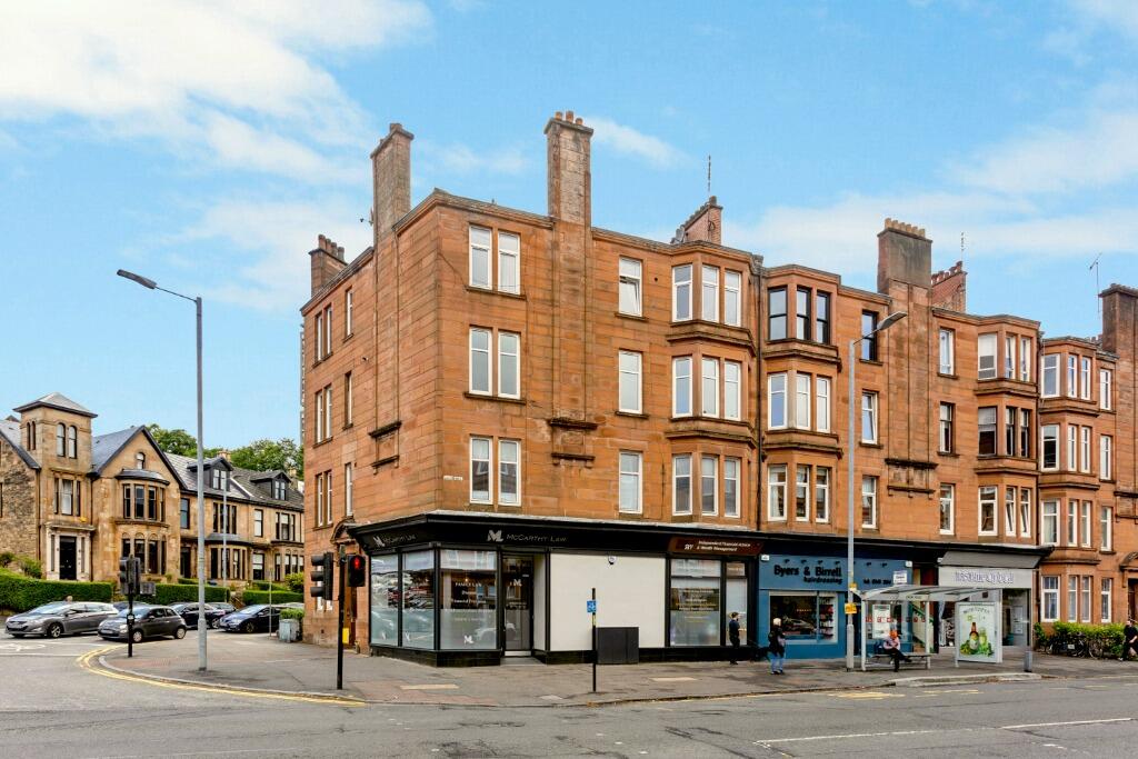 Main image of property: Flat 2, 239, Crow Road, Broomhill, Glasgow, G11 7BE