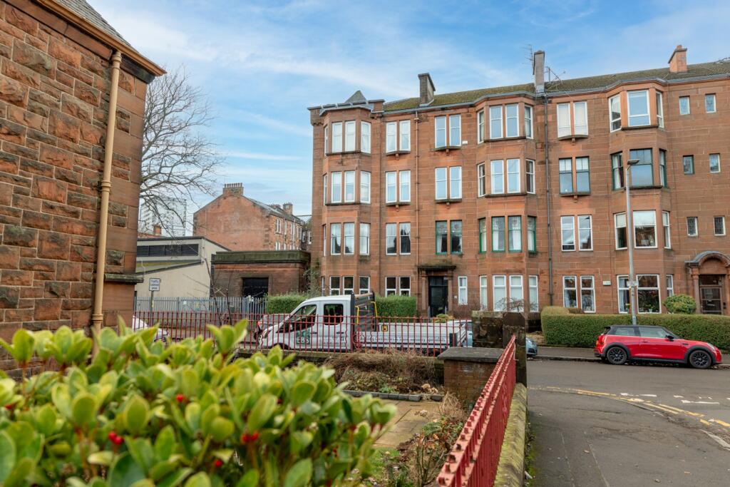 Main image of property: 49 Randolph Road, Broomhill, G11