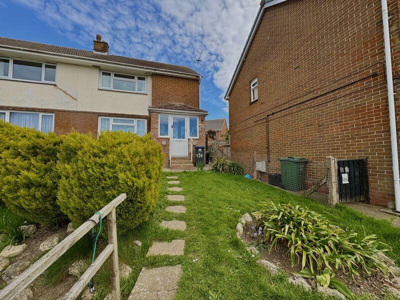 Main image of property: Furrlongs, Newport