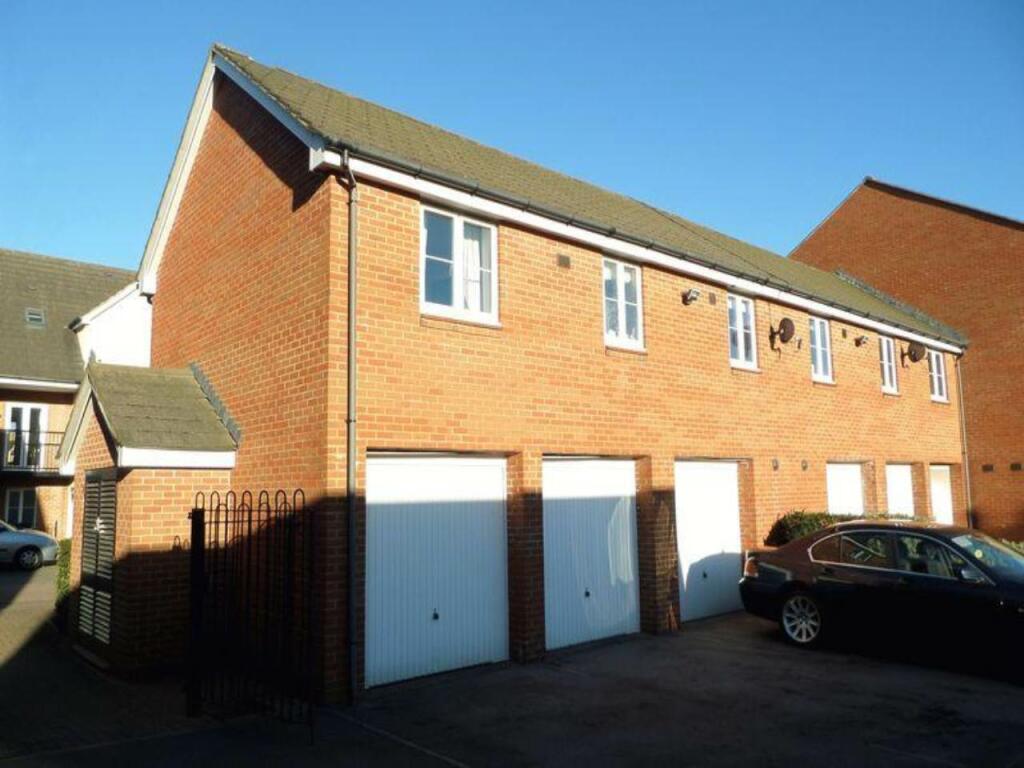 2 bedroom coach house for sale in Montreal Avenue, Horfield, Bristol, BS7
