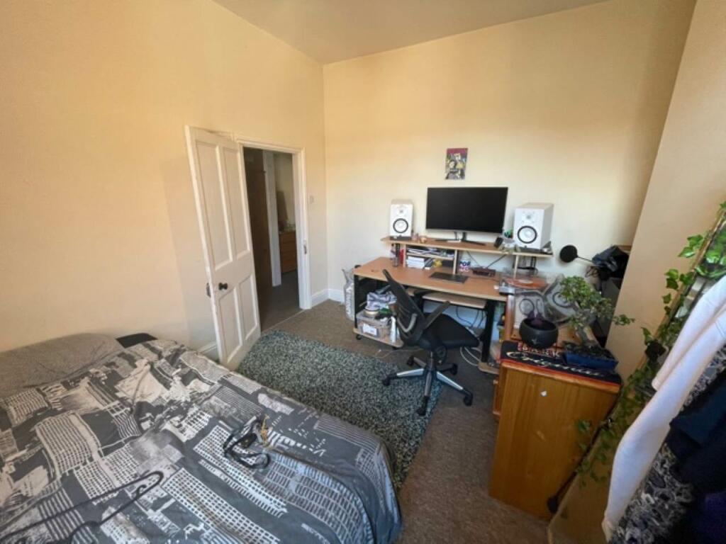 Additional property image - Gloucester Road , Bishopston, Bristol
