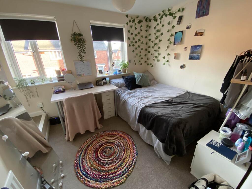 Additional property image - Amis Walk, Horfield, Bristol