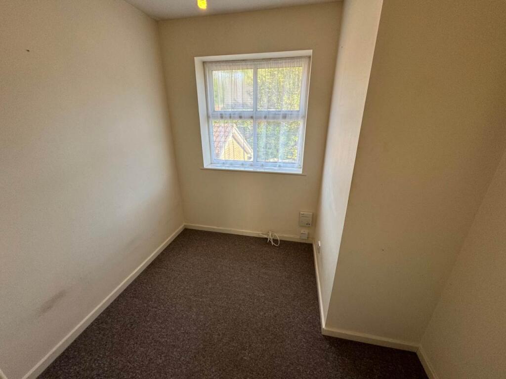 Additional property image - Evans Close, St Annes Park, Bristol