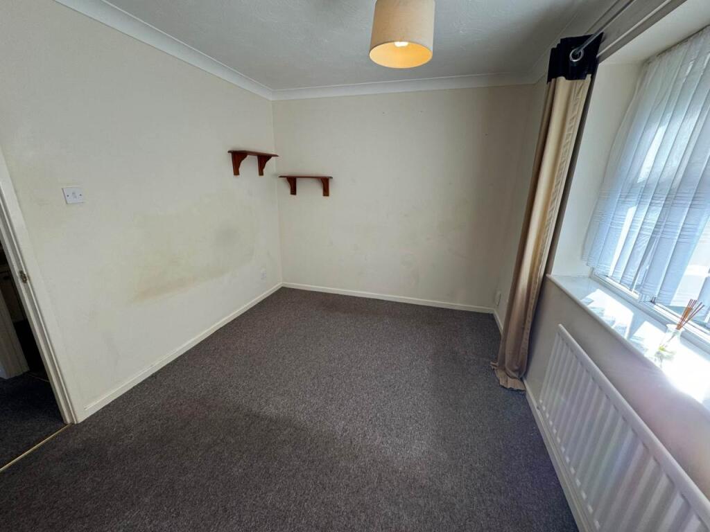 Additional property image - Evans Close, St Annes Park, Bristol