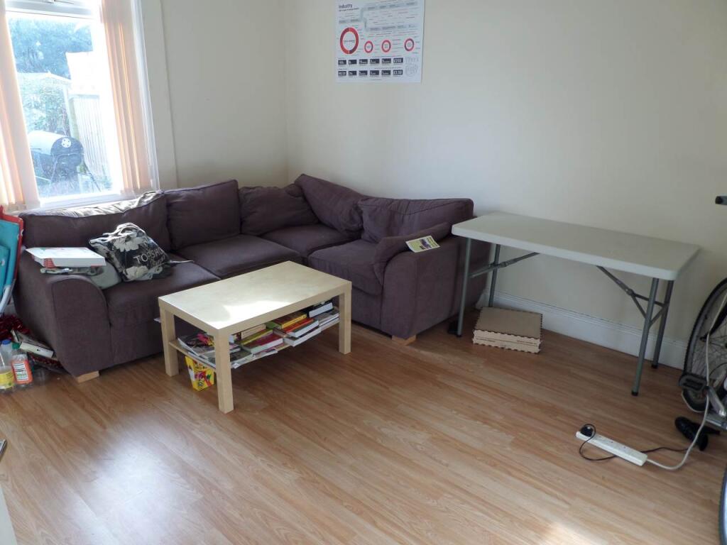 Additional property image - Eden Grove, Horfield, Bristol